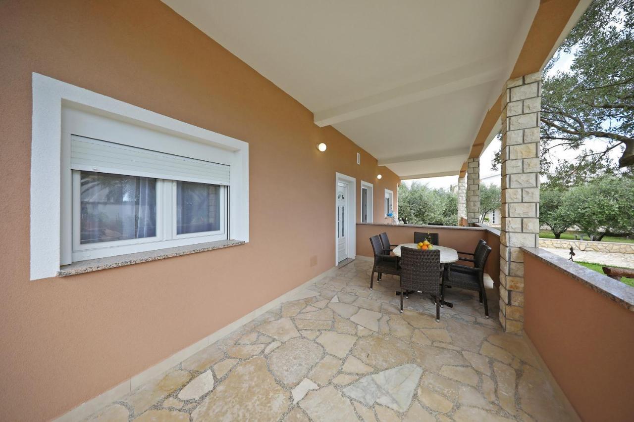 Apartmani Rudi Vir Buitenkant foto