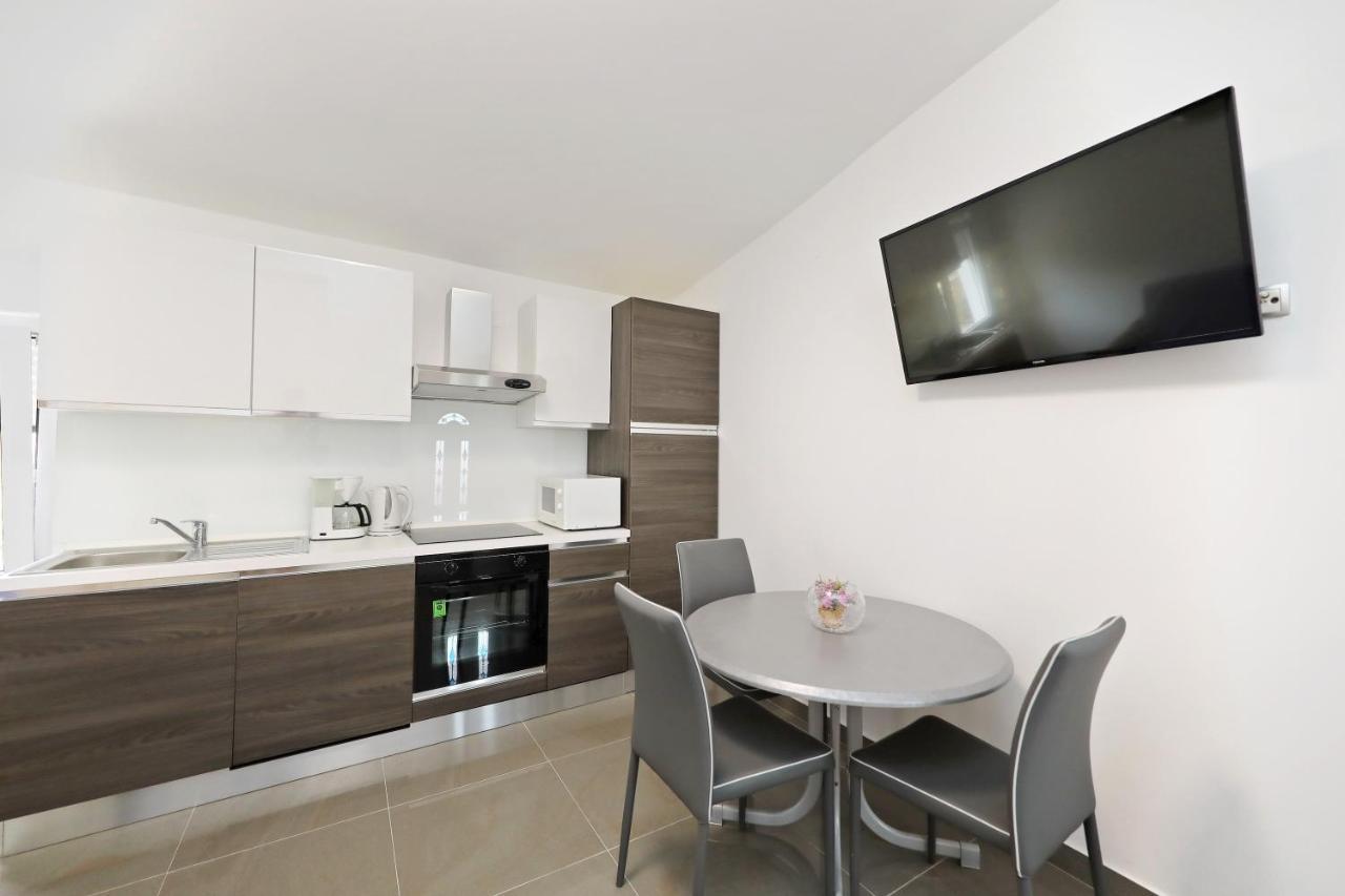 Apartmani Rudi Vir Buitenkant foto