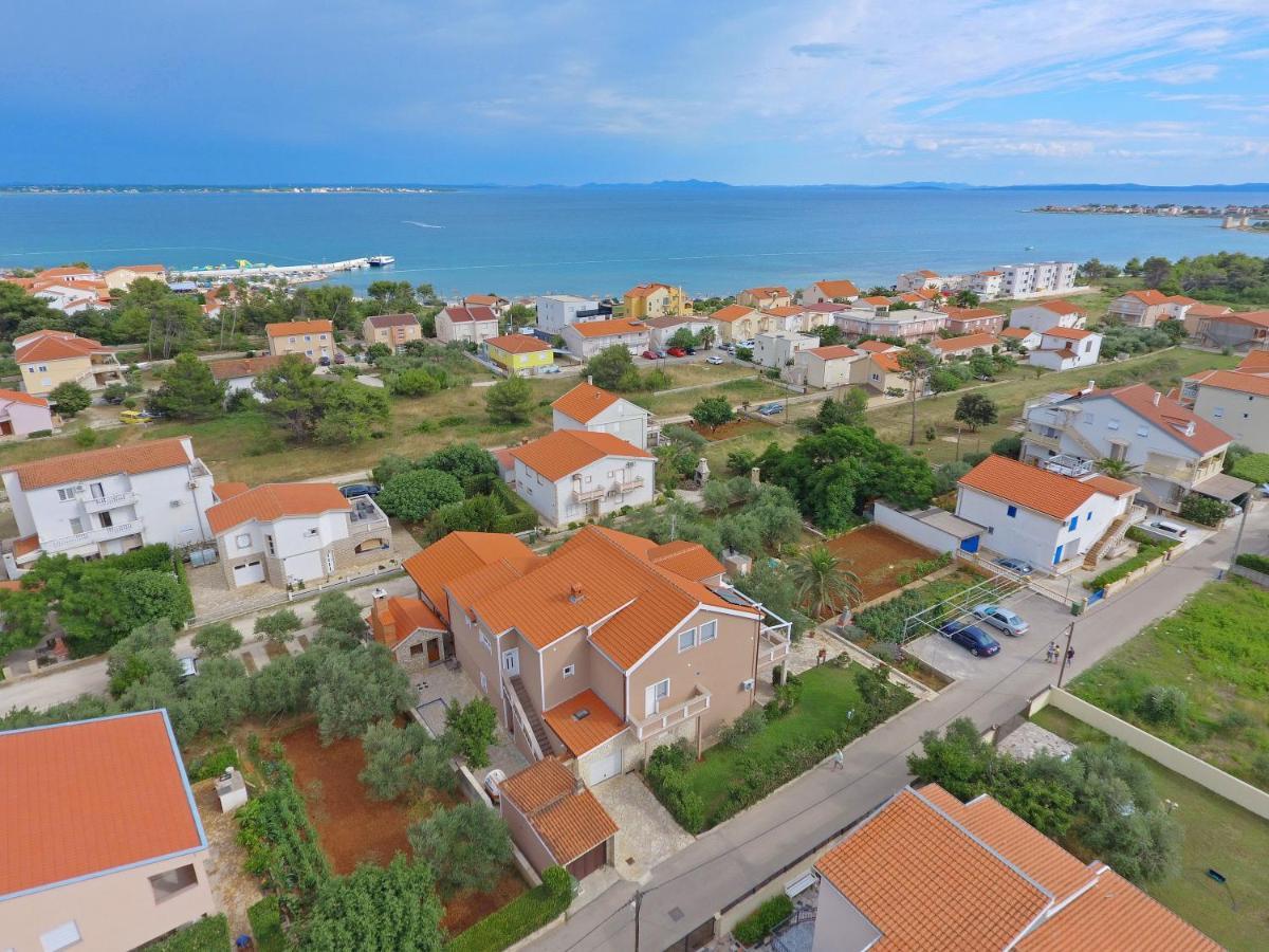 Apartmani Rudi Vir Buitenkant foto